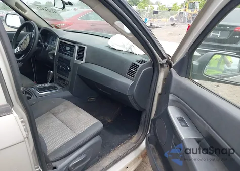 2008 Jeep Grand Cherokee Laredo z USA, uszkodzony, nr VIN 1J8GR48K18C144676